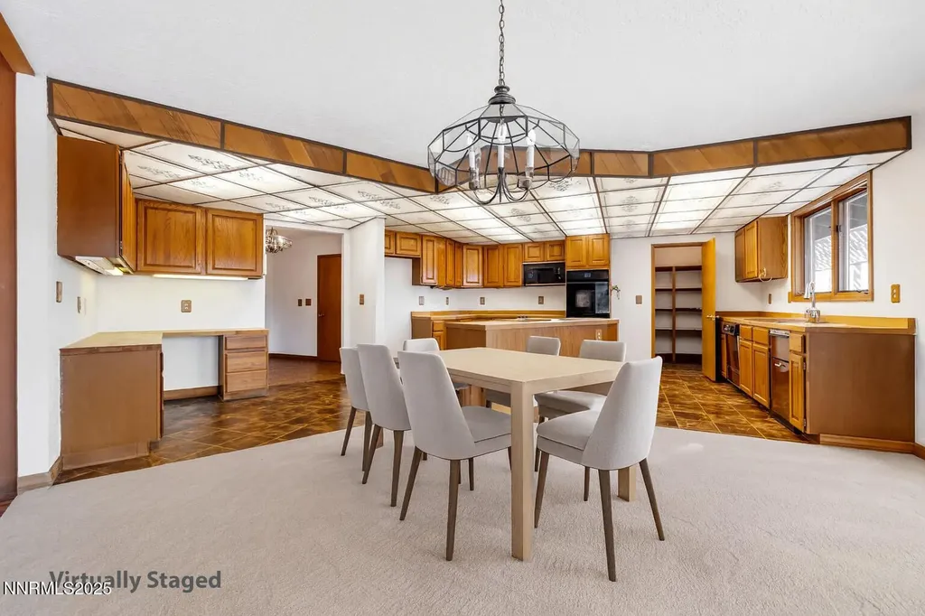 1088 Mccarran Ranch Sparks NV 89434