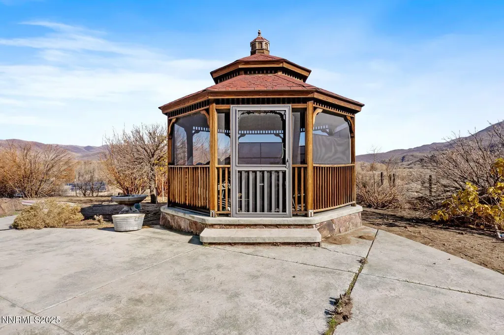 1088 Mccarran Ranch Sparks NV 89434