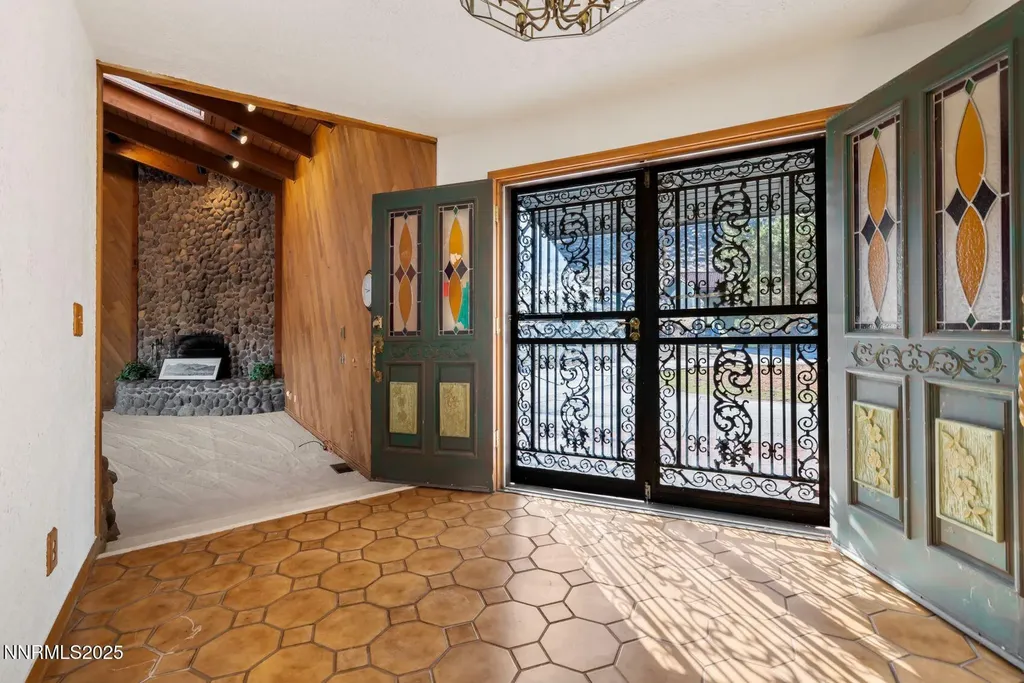 1088 Mccarran Ranch Sparks NV 89434