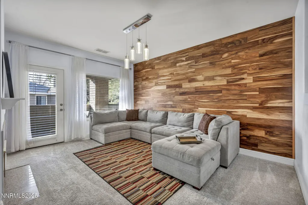 900 Meadows Reno NV 89521