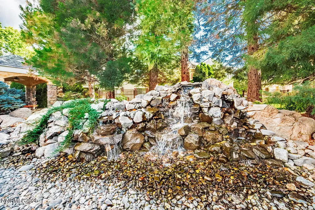 900 Meadows Reno NV 89521