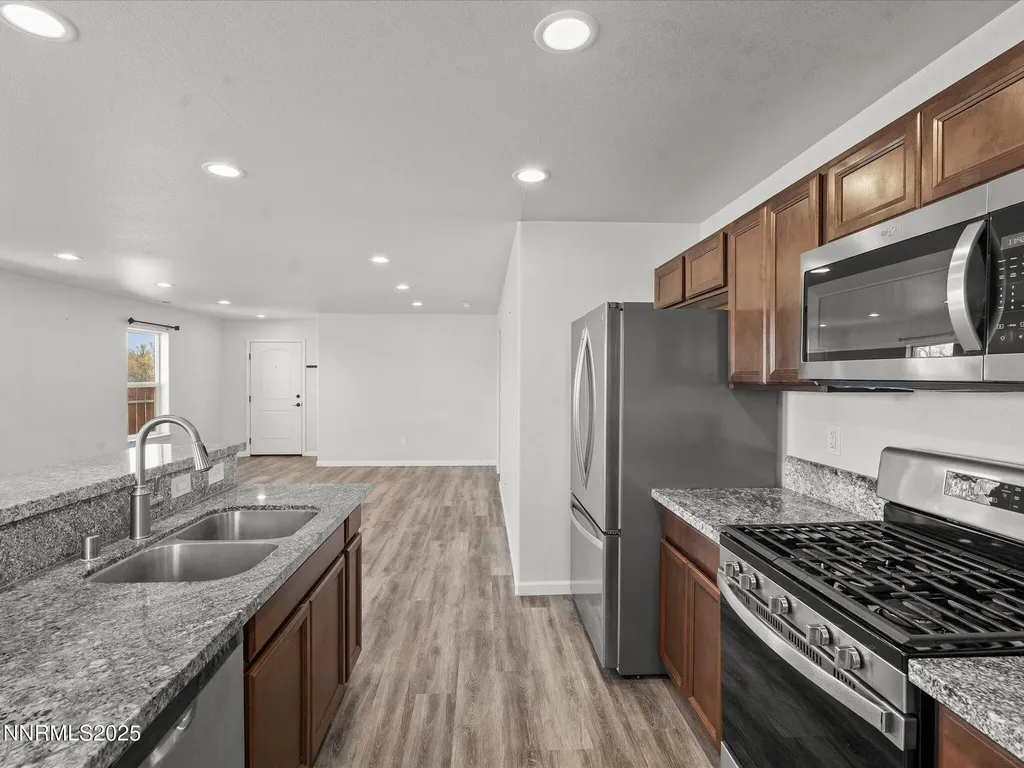 2041 Verona Fallon NV 89406