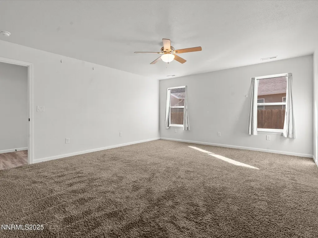 2041 Verona Fallon NV 89406