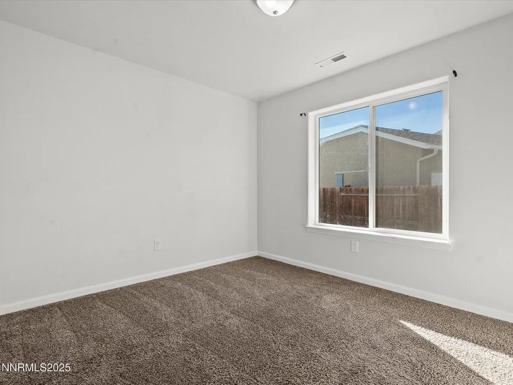2041 Verona Fallon NV 89406