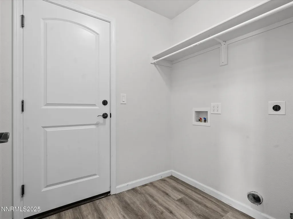 2041 Verona Fallon NV 89406