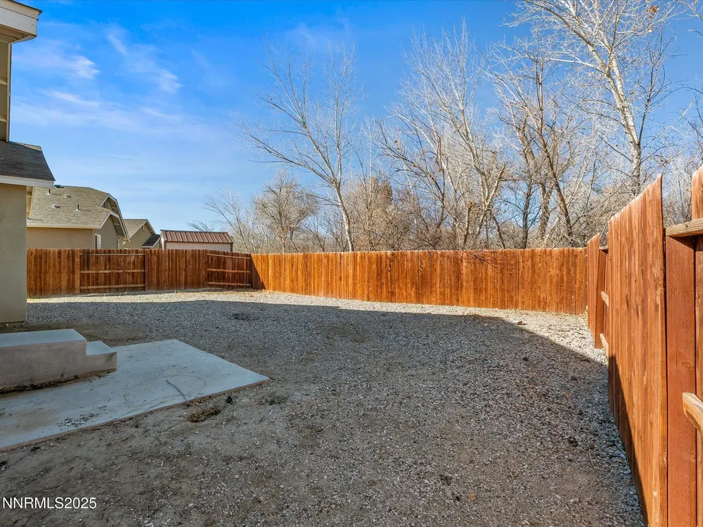 2041 Verona Fallon NV 89406