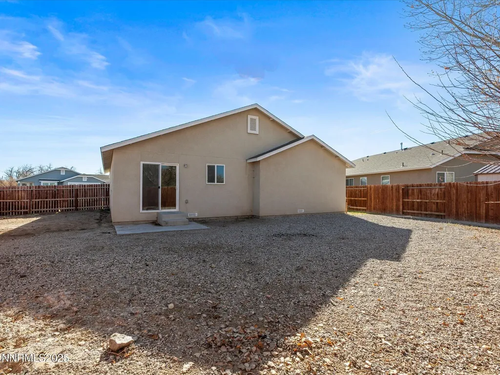 2041 Verona Fallon NV 89406
