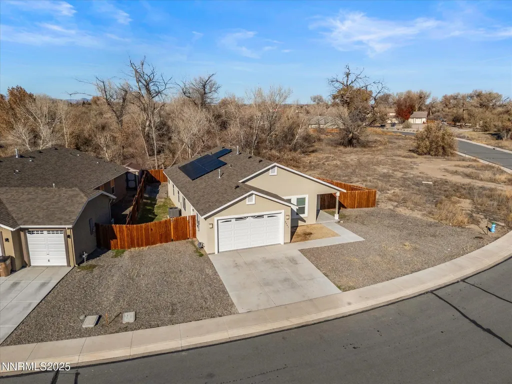 2041 Verona Fallon NV 89406