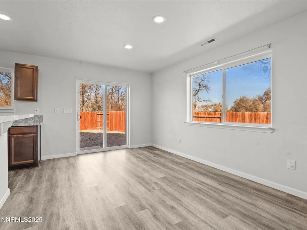 2041 Verona Fallon NV 89406