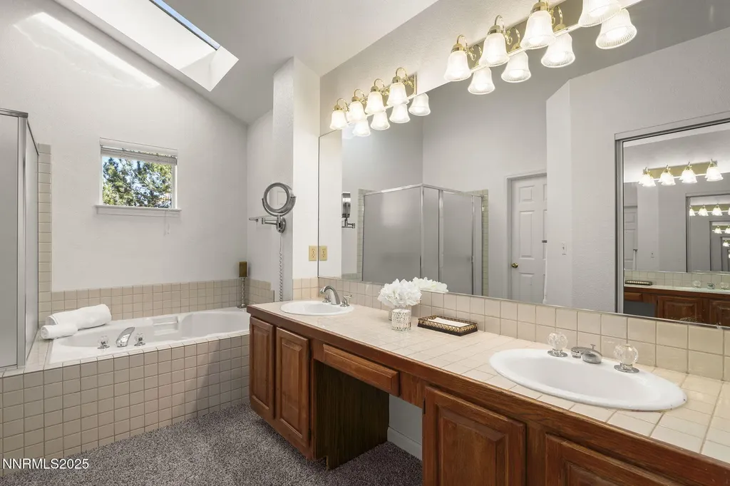3318 Current Reno NV 89509