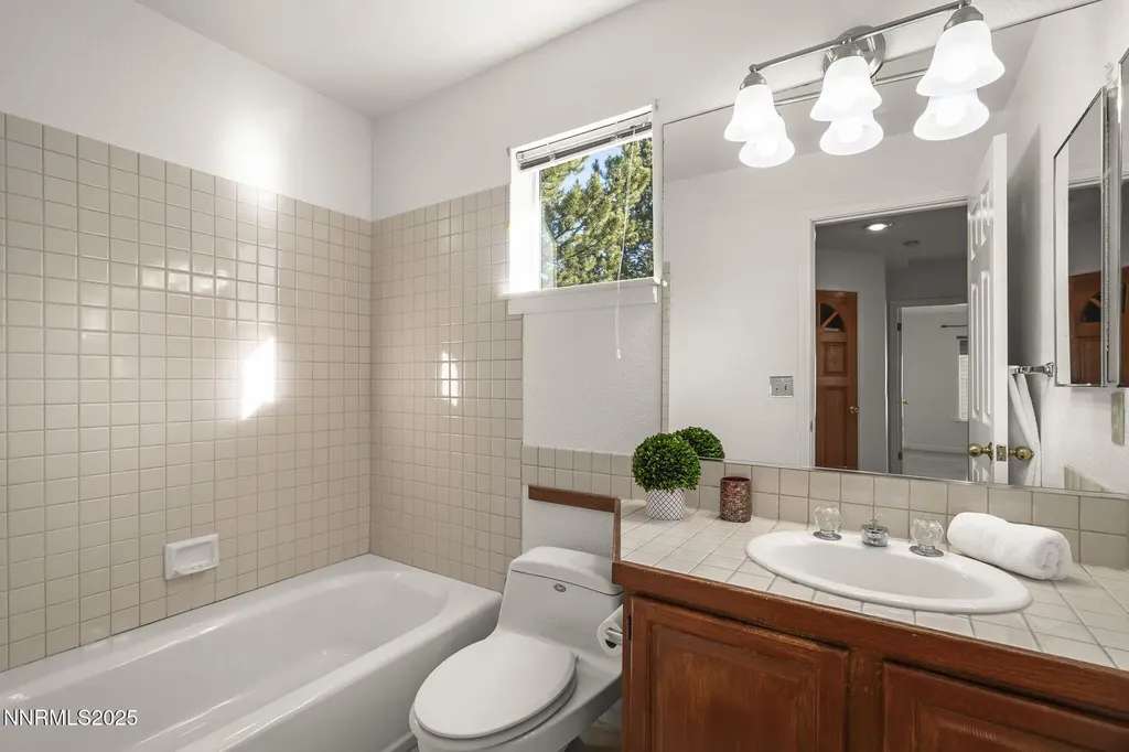 3318 Current Reno NV 89509