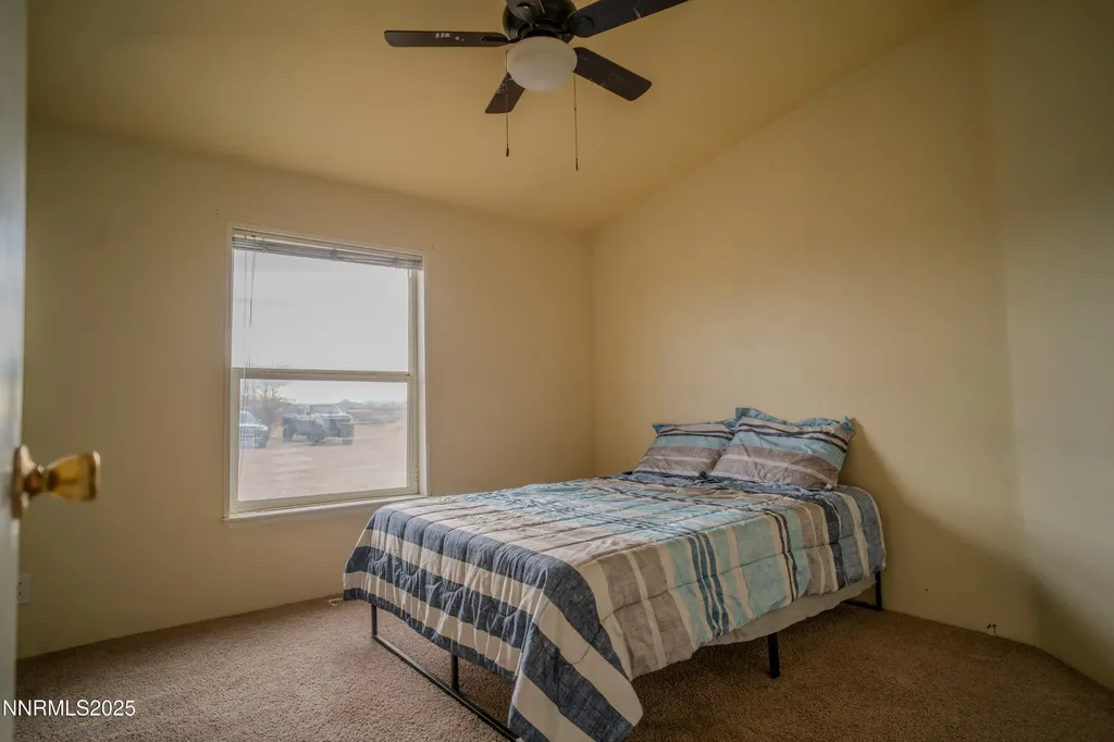 3250 4th Silver Springs NV 89429