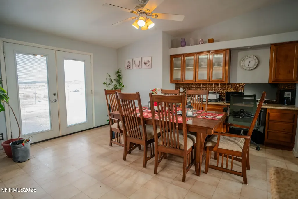 3250 4th Silver Springs NV 89429