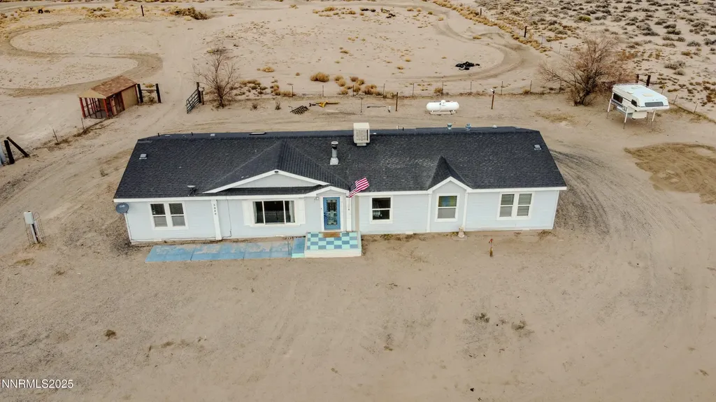 3250 4th Silver Springs NV 89429