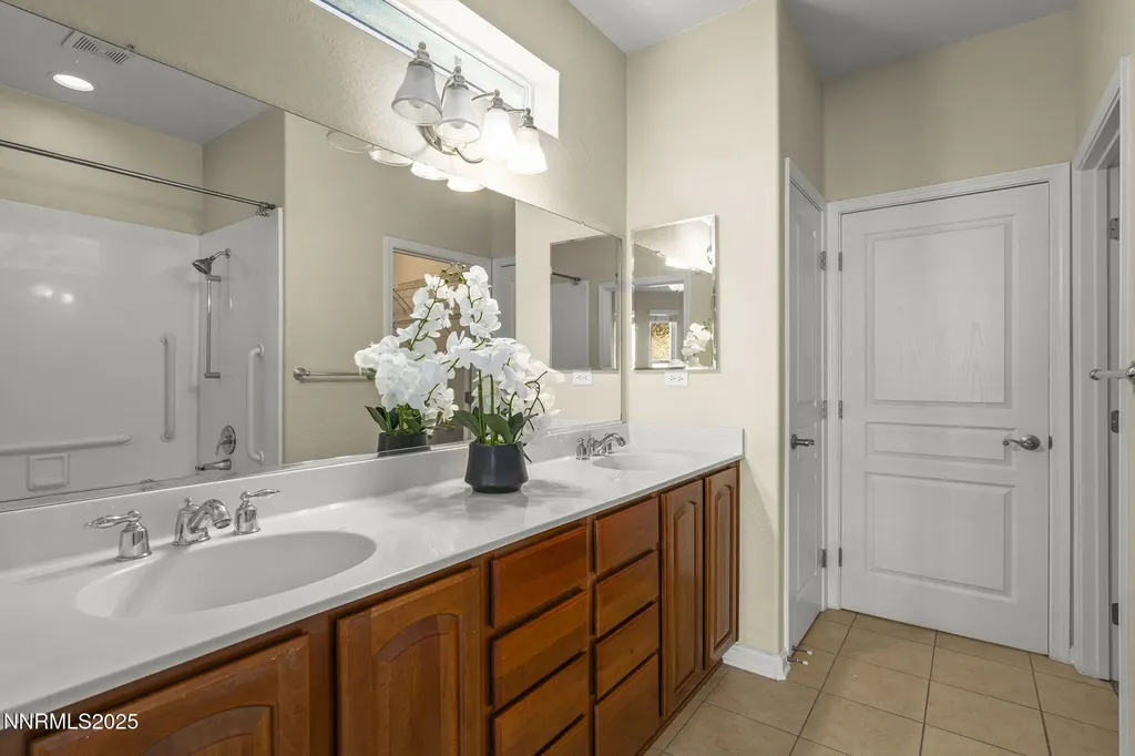 1240 Cliff Park Reno NV 89523
