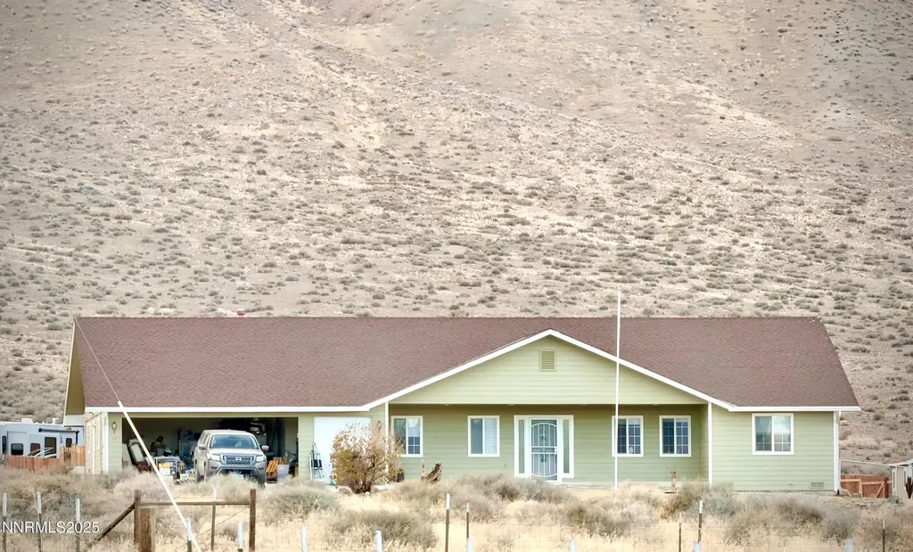 48 Wyatt Yerington NV 89447