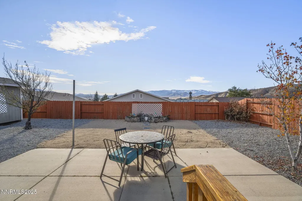 18261 Grizzly Bear Reno NV 89508
