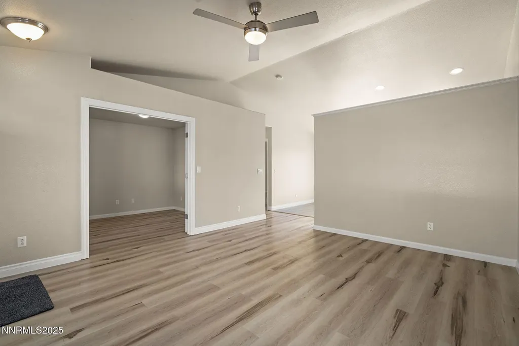 18261 Grizzly Bear Reno NV 89508