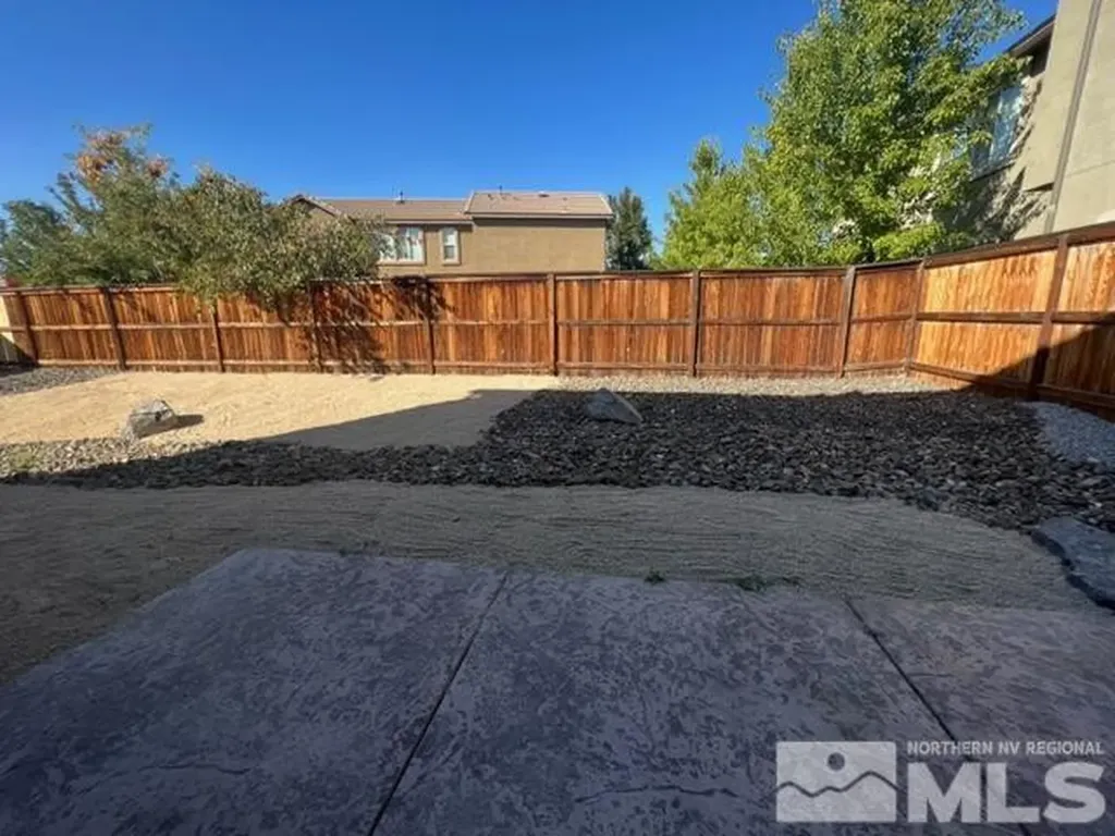 6710 Russian Thistle Sparks NV 89436