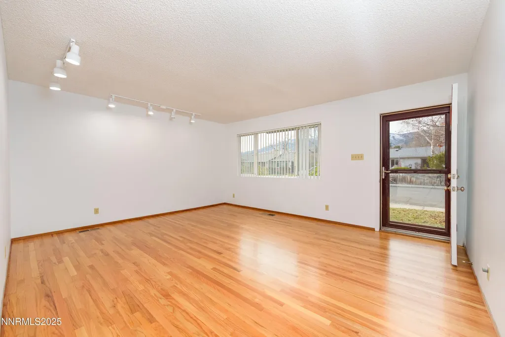 2509 Richard Carson City NV 89703