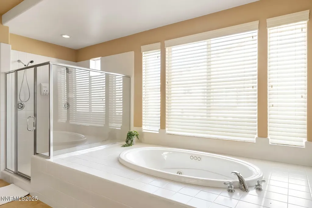 9950 Burghley Reno NV 89521