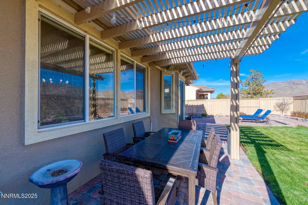 9950 Burghley Reno NV 89521