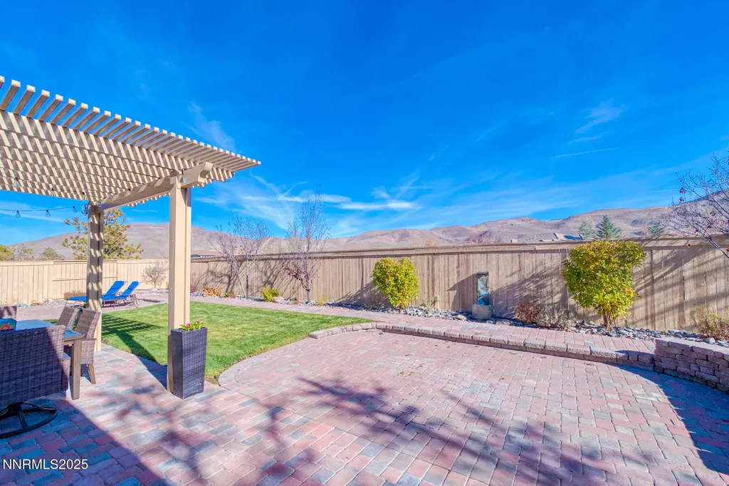 9950 Burghley Reno NV 89521