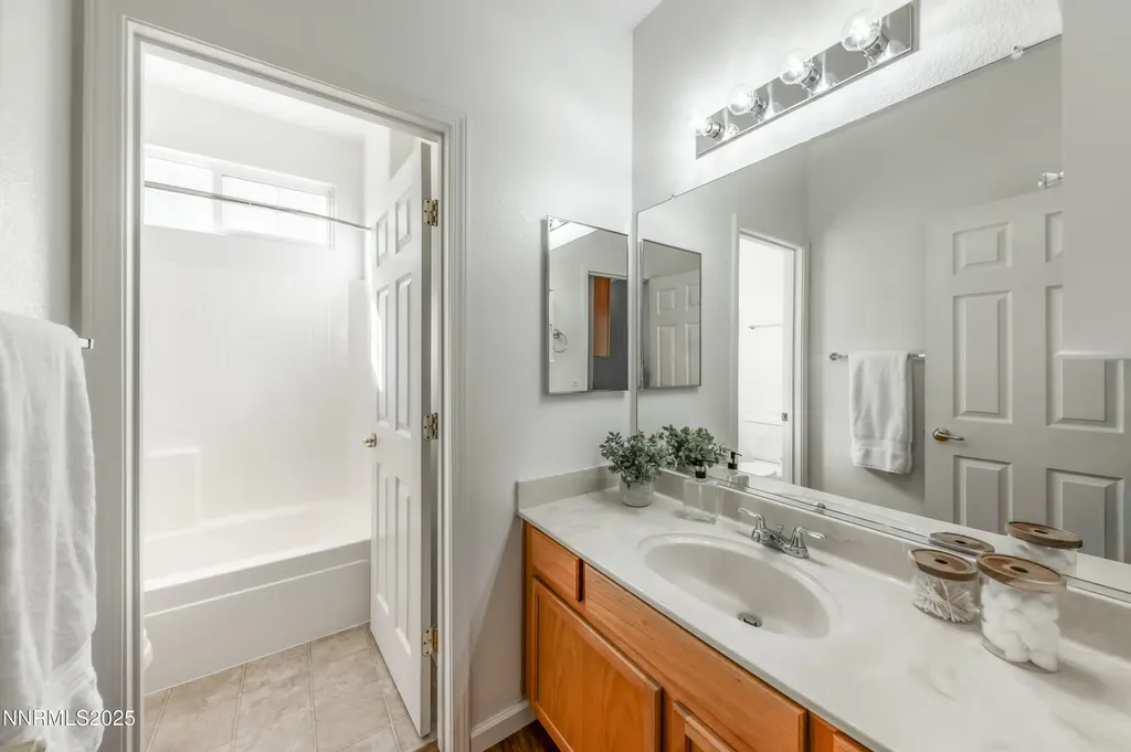 8896 Mahon Reno NV 89506