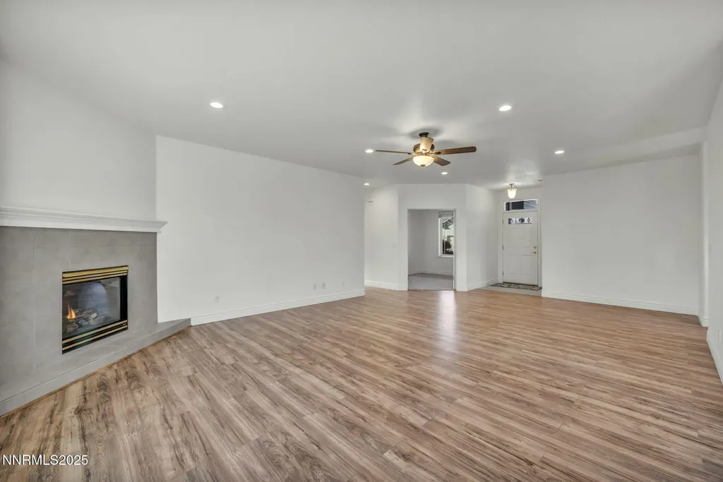 1379 Branden Gardnerville NV 89410