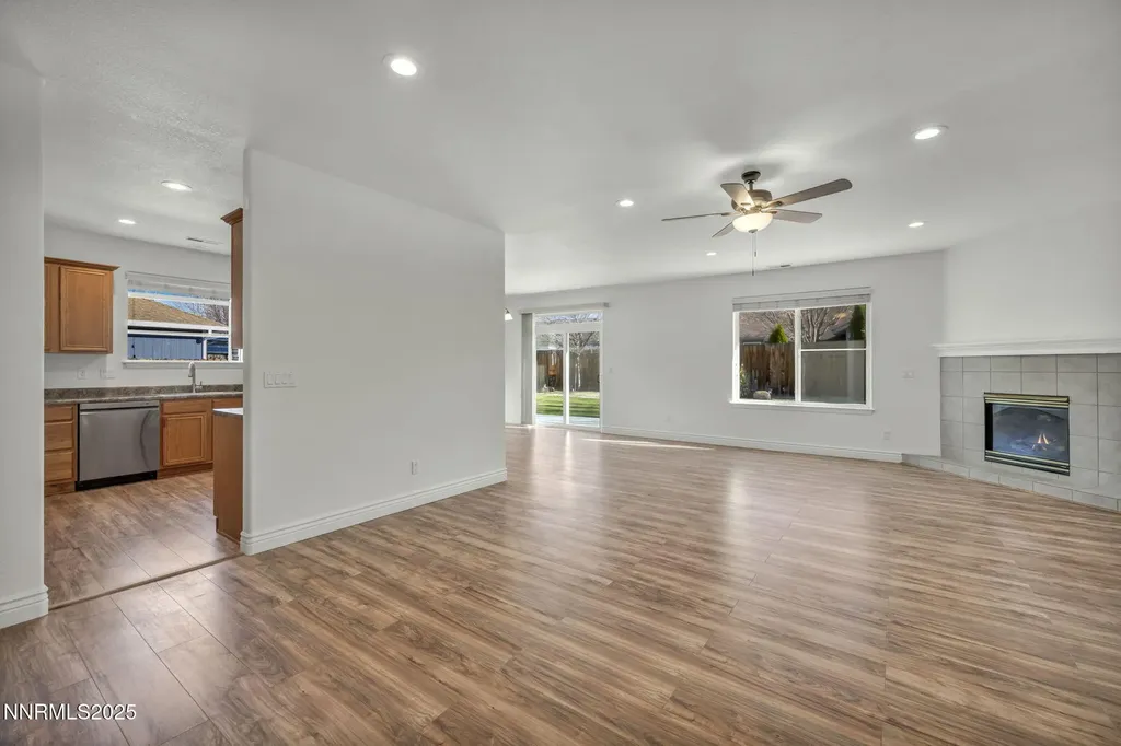1379 Branden Gardnerville NV 89410