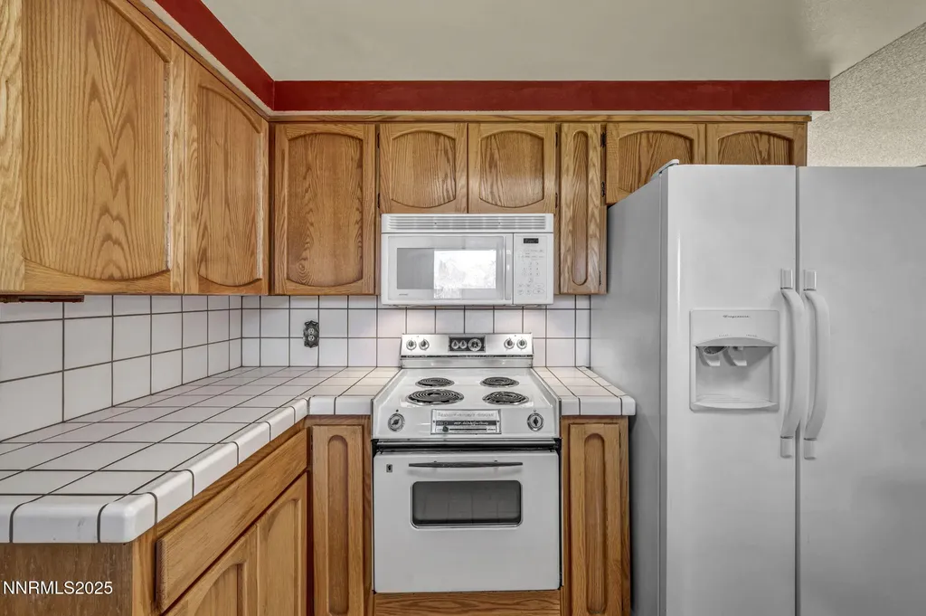 1832 Pyrenees Carson City NV 89703