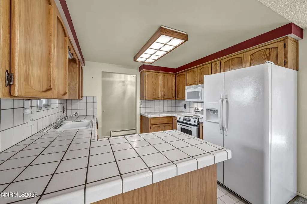 1832 Pyrenees Carson City NV 89703