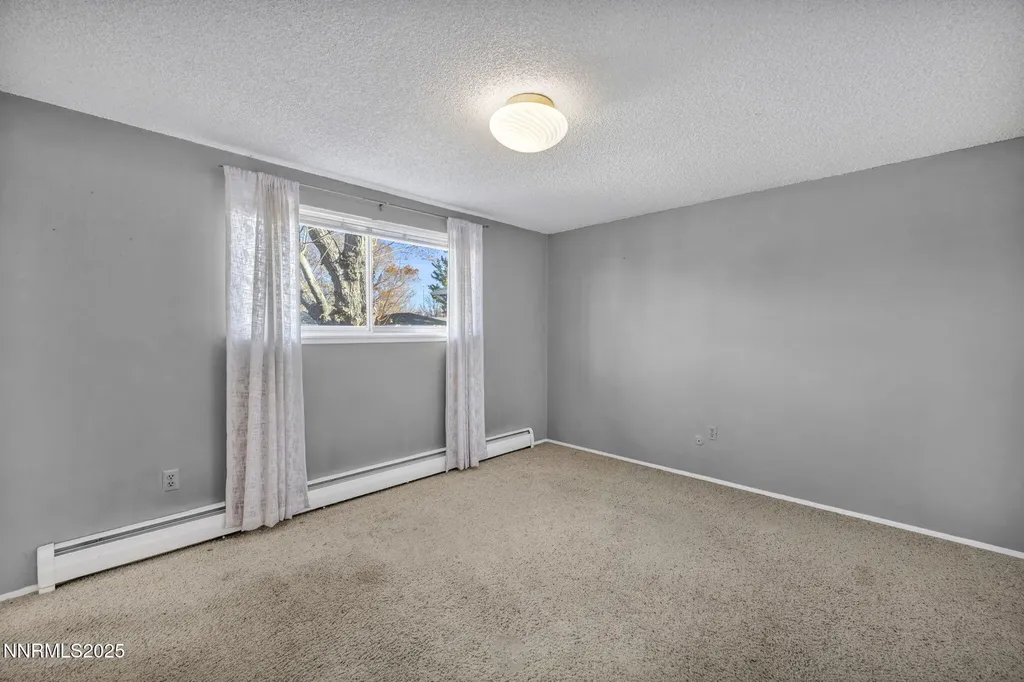 1832 Pyrenees Carson City NV 89703