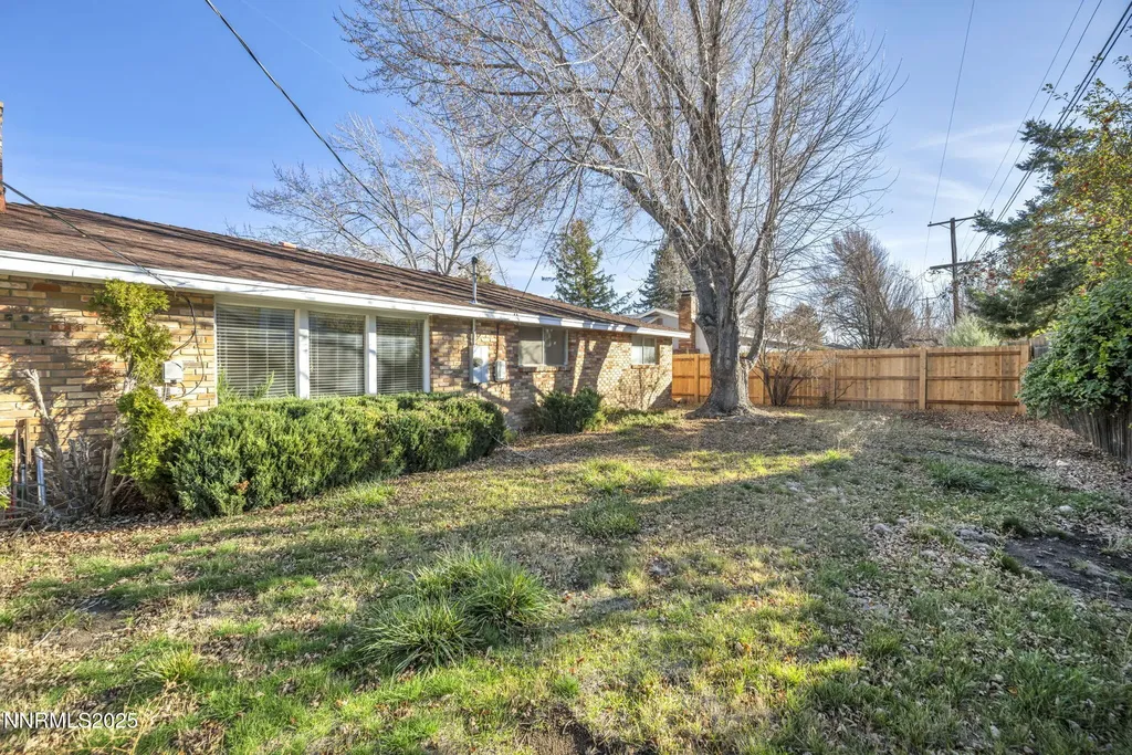 1832 Pyrenees Carson City NV 89703