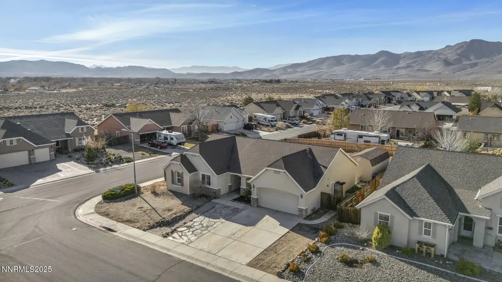 11 Cedar Crest Dayton NV 89403