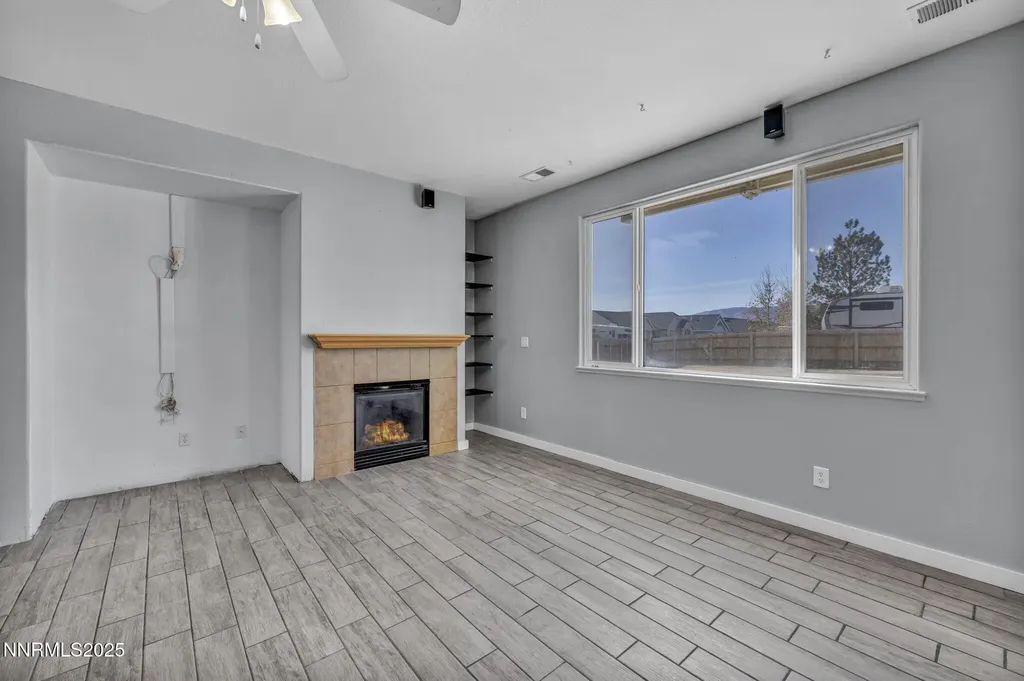 11 Cedar Crest Dayton NV 89403