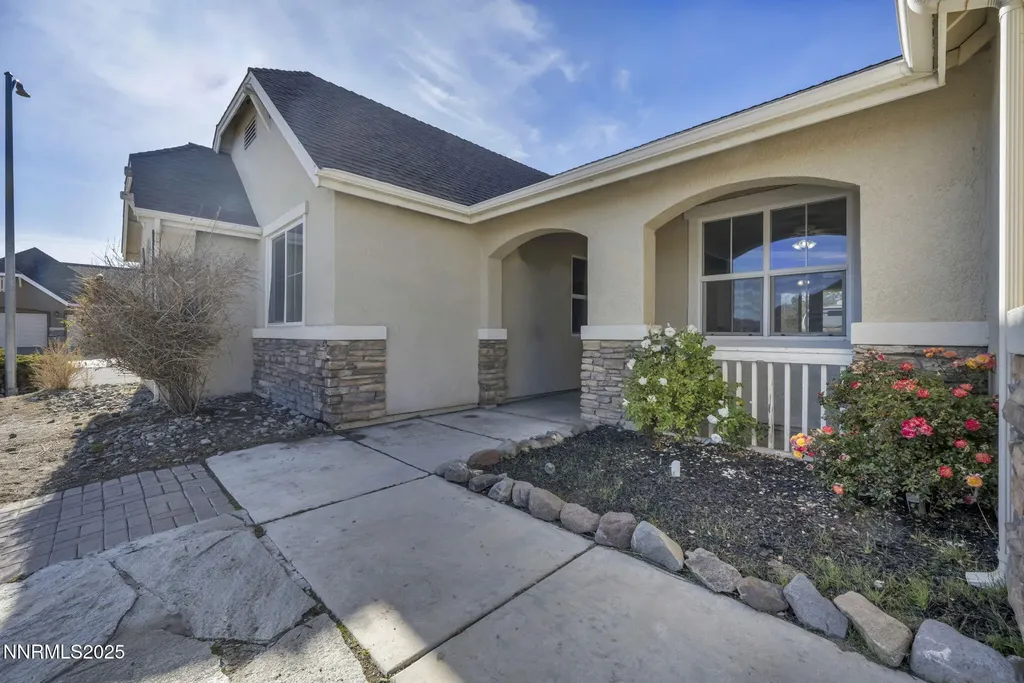 11 Cedar Crest Dayton NV 89403