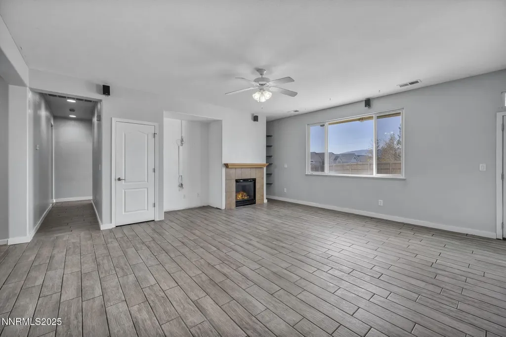 11 Cedar Crest Dayton NV 89403