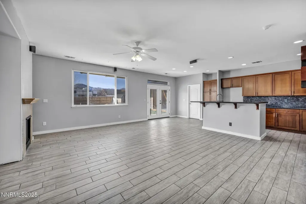 11 Cedar Crest Dayton NV 89403