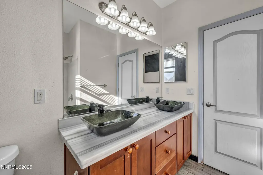 11 Cedar Crest Dayton NV 89403