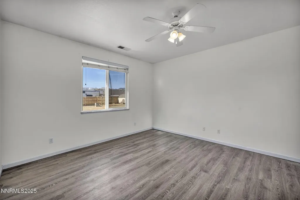 11 Cedar Crest Dayton NV 89403