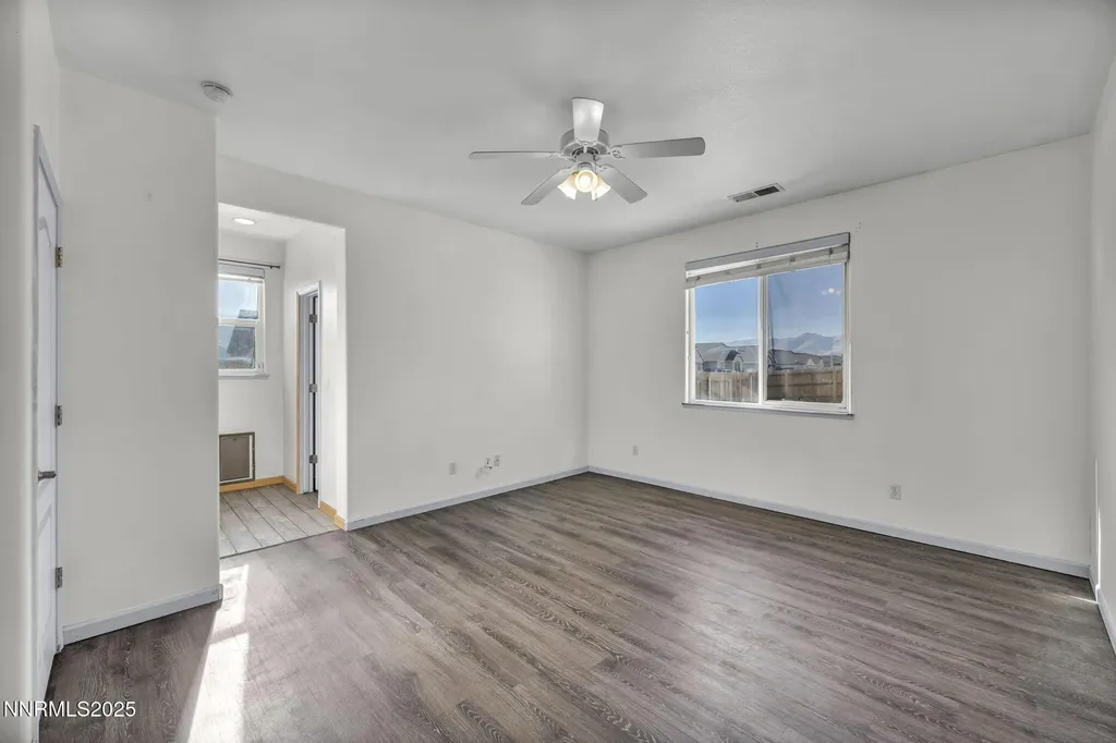 11 Cedar Crest Dayton NV 89403