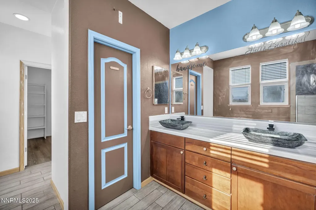 11 Cedar Crest Dayton NV 89403