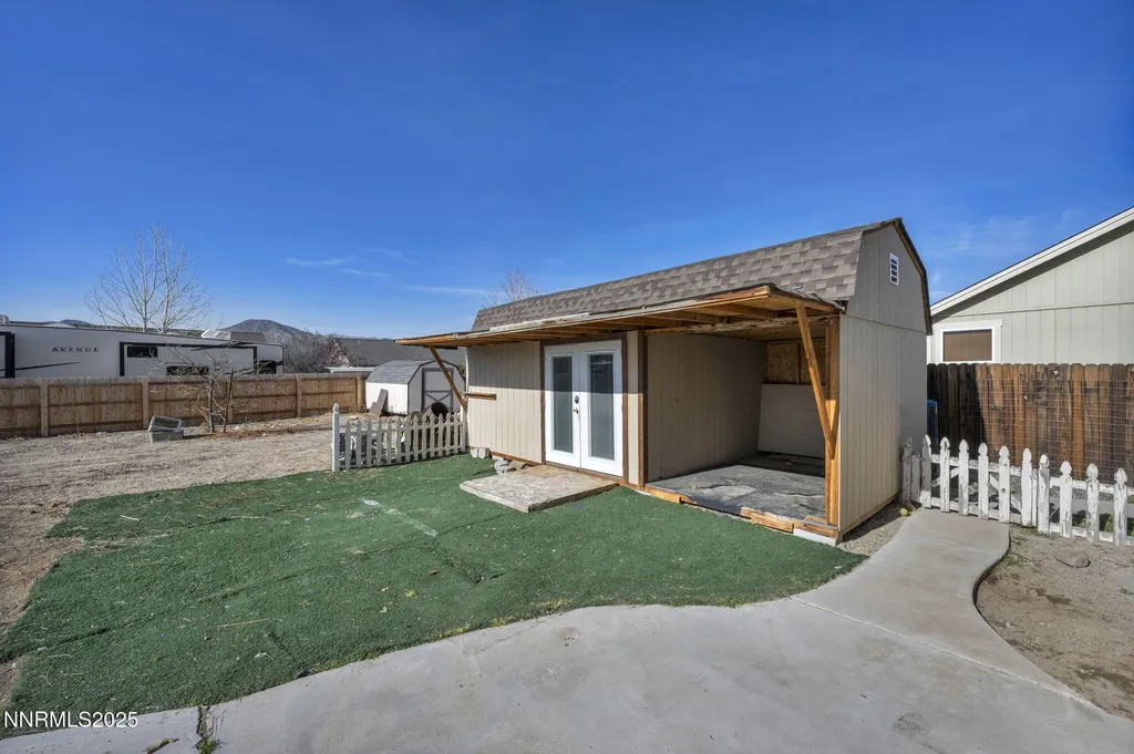 11 Cedar Crest Dayton NV 89403