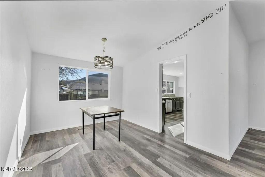 4140 Vivian Reno NV 89502