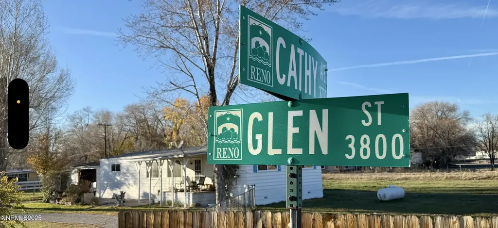 3815 Glen Reno NV 89502