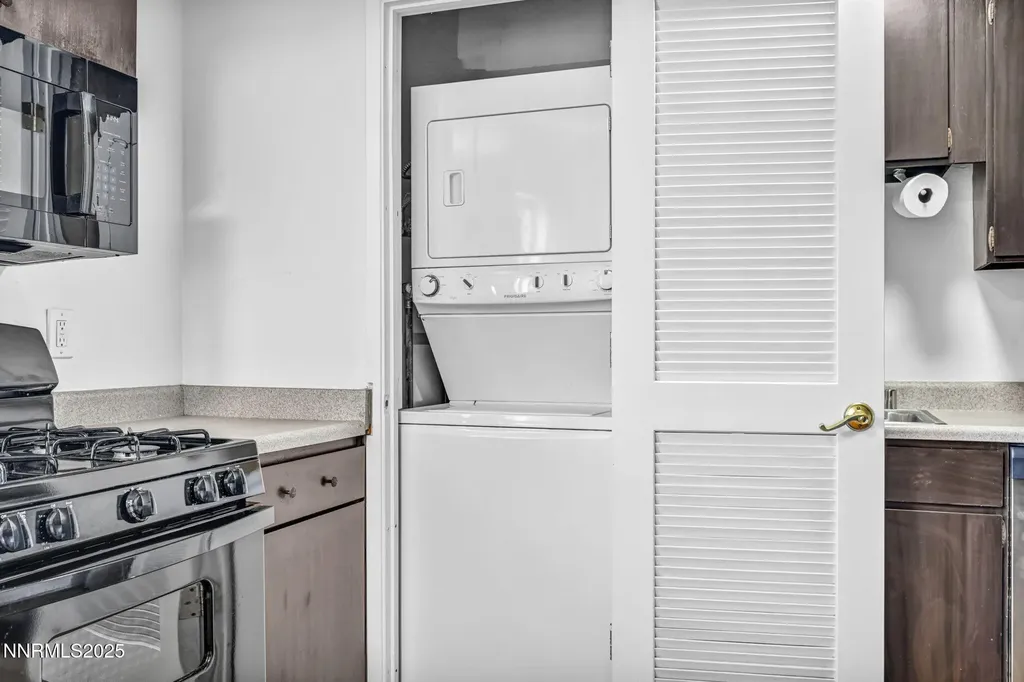 1660 Jackson Reno NV 89512