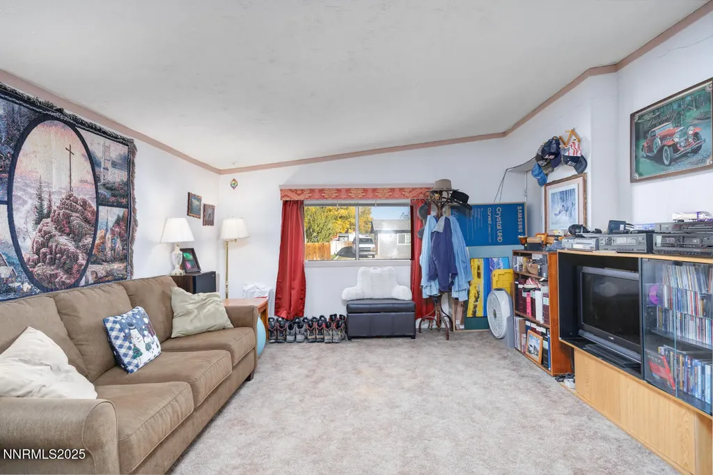 3395 Duane Fallon NV 89406