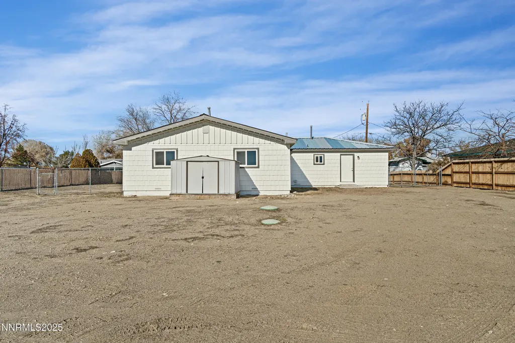 3375 Duane Fallon NV 89406