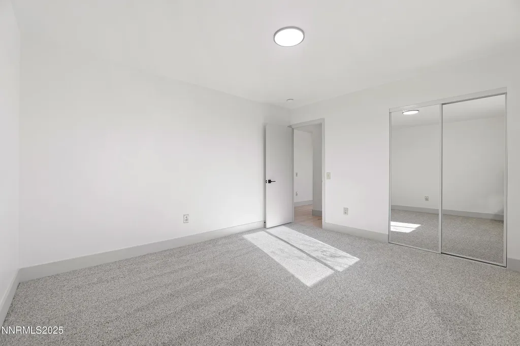 1770 Pueblo Silver Springs NV 89429